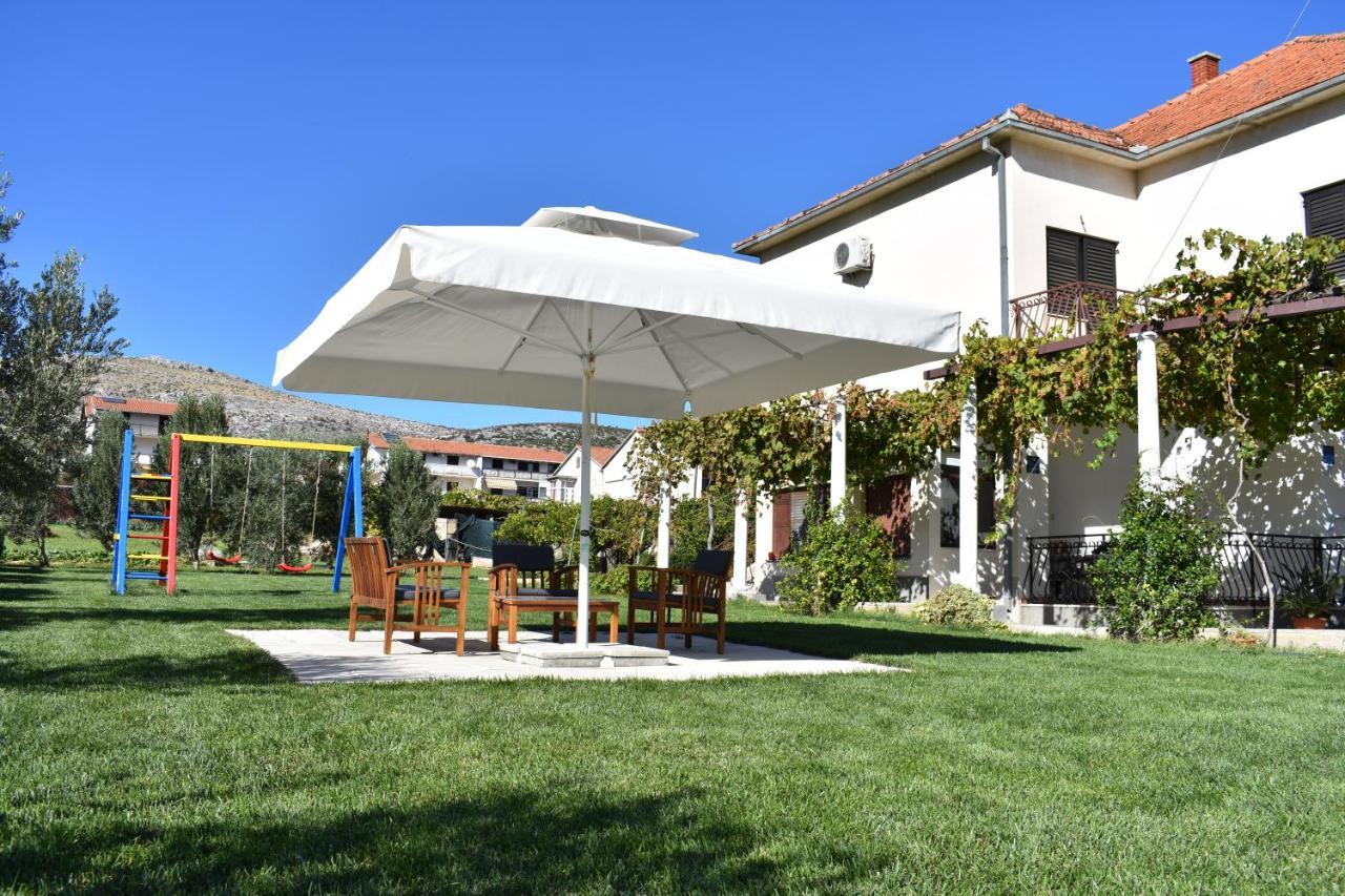 Apartments Svilan Trogir Exterior foto